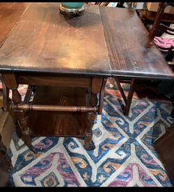 Mahogany Vintage  drop-leaf  cart table