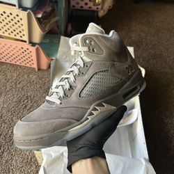 Air Jordan 5 Wolf Grey