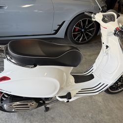 2022 Vespa Sprint 50