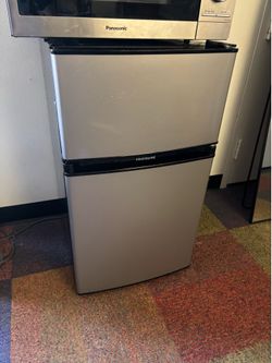 Mini fridge Frigid Aire 3.1 Cu Ft