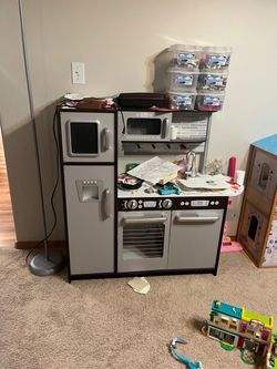 Kids kitchen set
