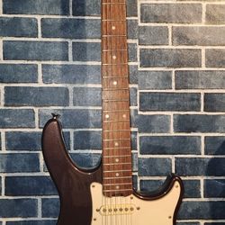 Peavey Raptor Plus Mini Headstock Strat Electric Guitar