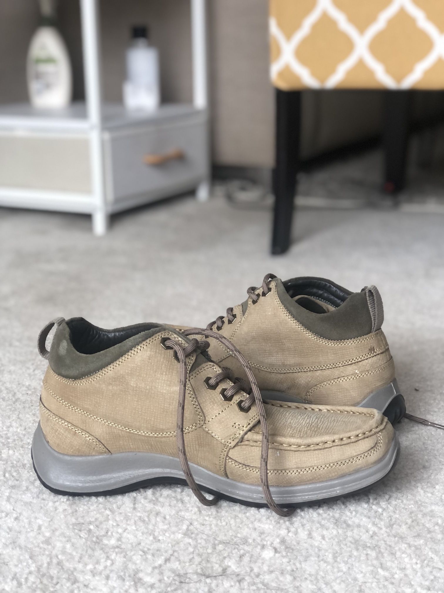NEW !!! Woodlands Shoe\Boots