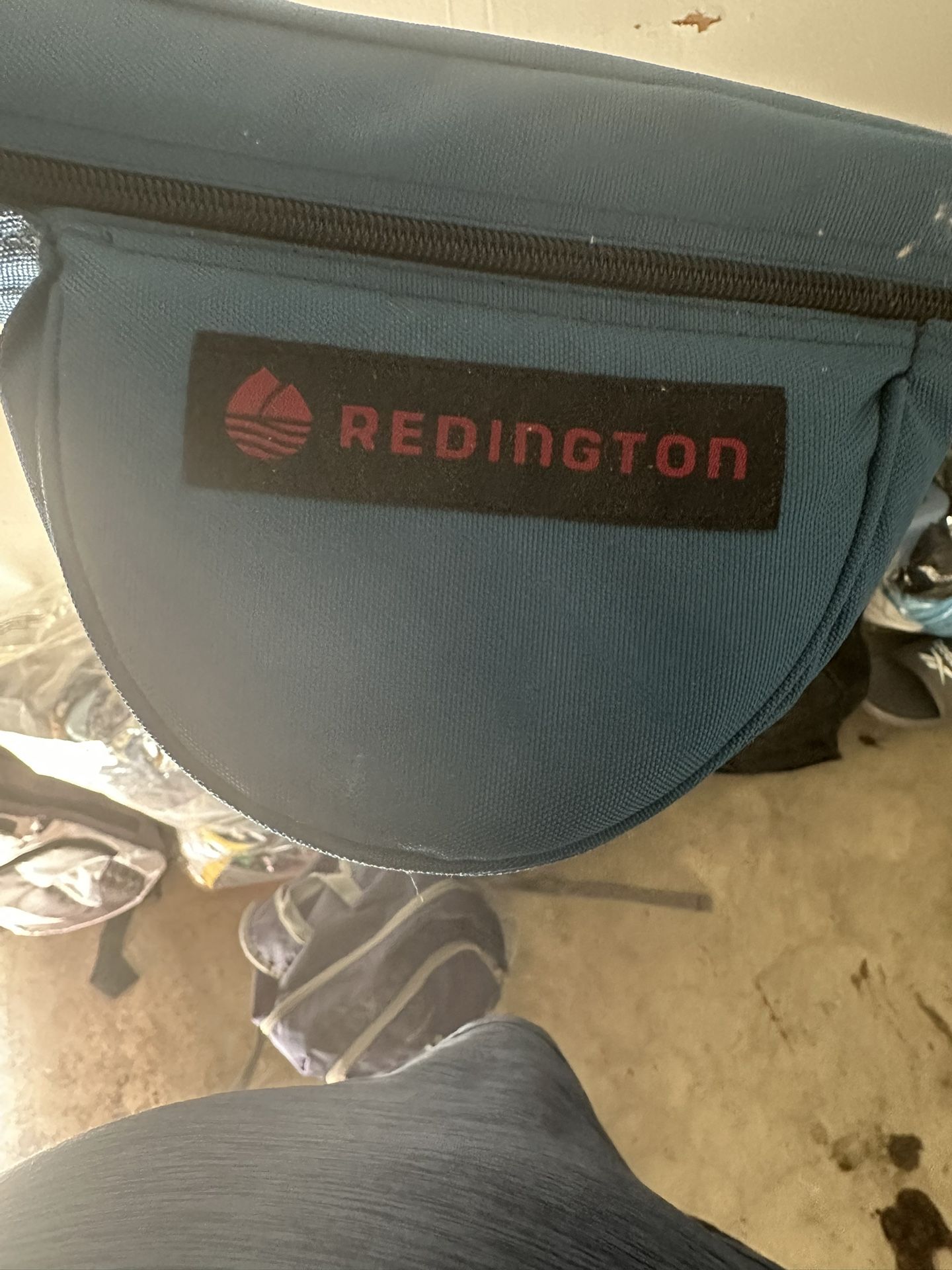 Redington Cross Water Flying Fishing Pole And Reel