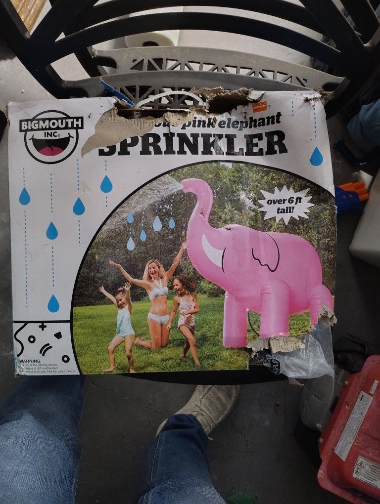 6 Foot Elephant Sprinkler
