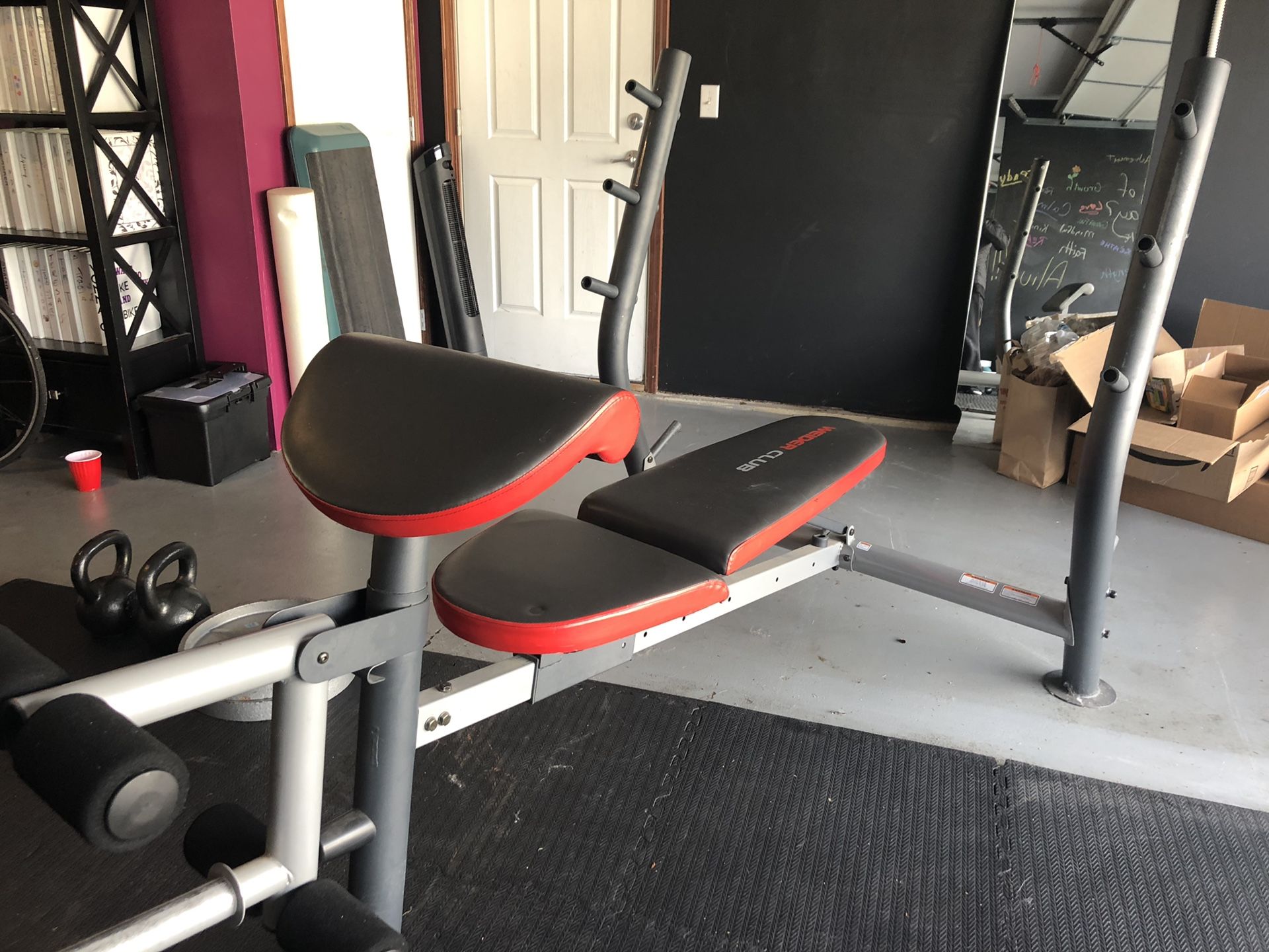 Weight bench with rack