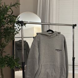 Essential Hoodie 