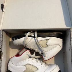 Jordan 5 Retro 