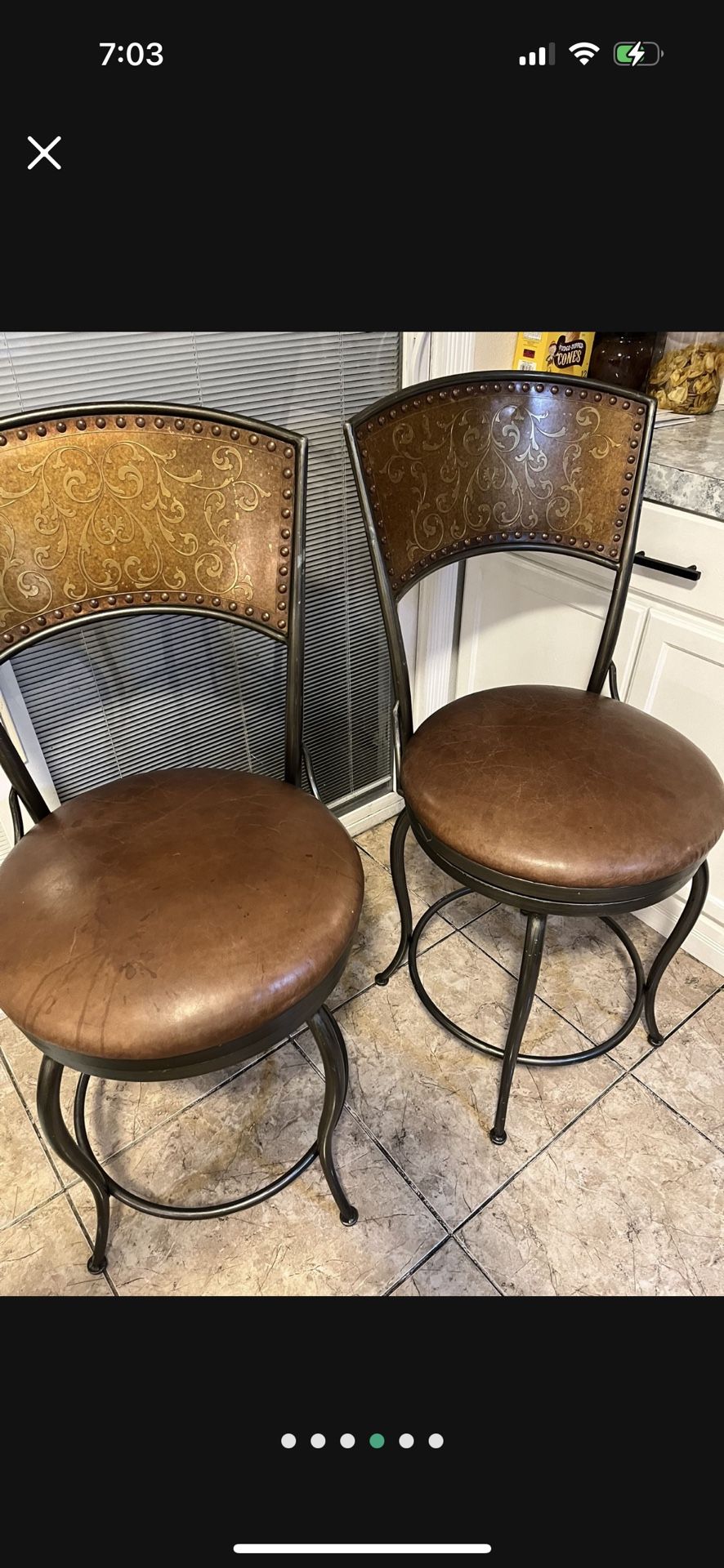 Bar Stool 