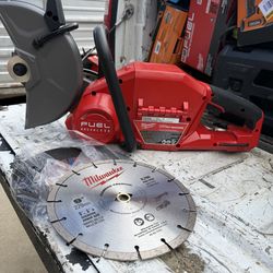 New Milwaukee 9" concrete saw TOOL ONLY