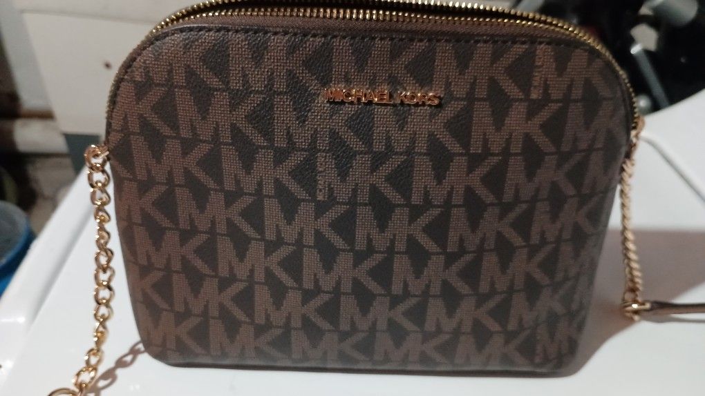 Michael Kors Crossbody Bag