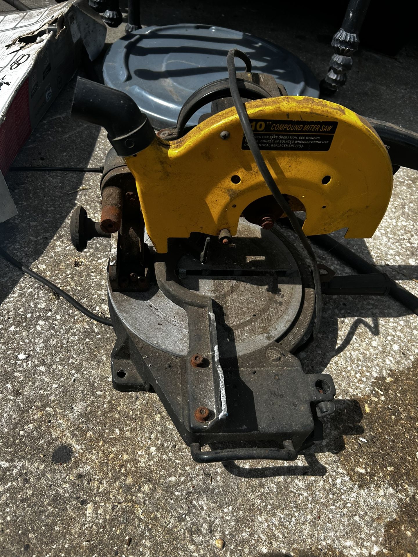 Miter saw