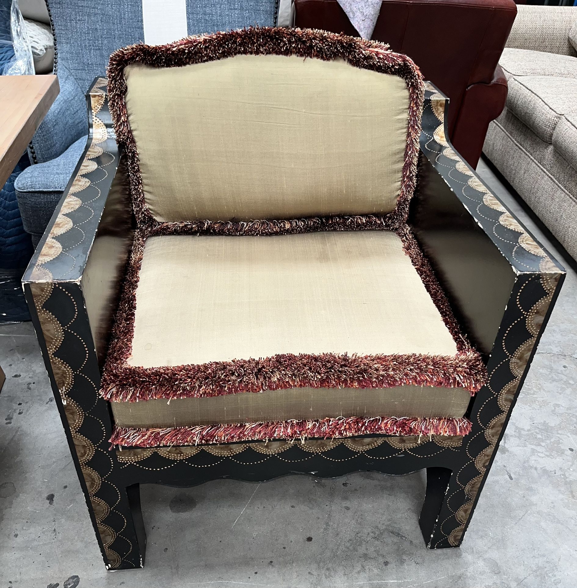 Unique Vintage Club Chair