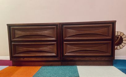 Gorgeous Pair Of Mid Century Side Tables 