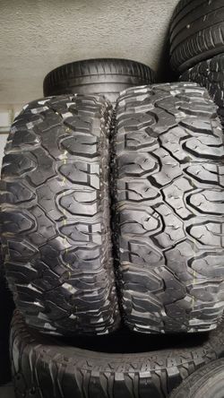 Par de llantas todo terreno MILESTAR  PATACONIA M/T LT 265/70/r/17 99% de vida año 21