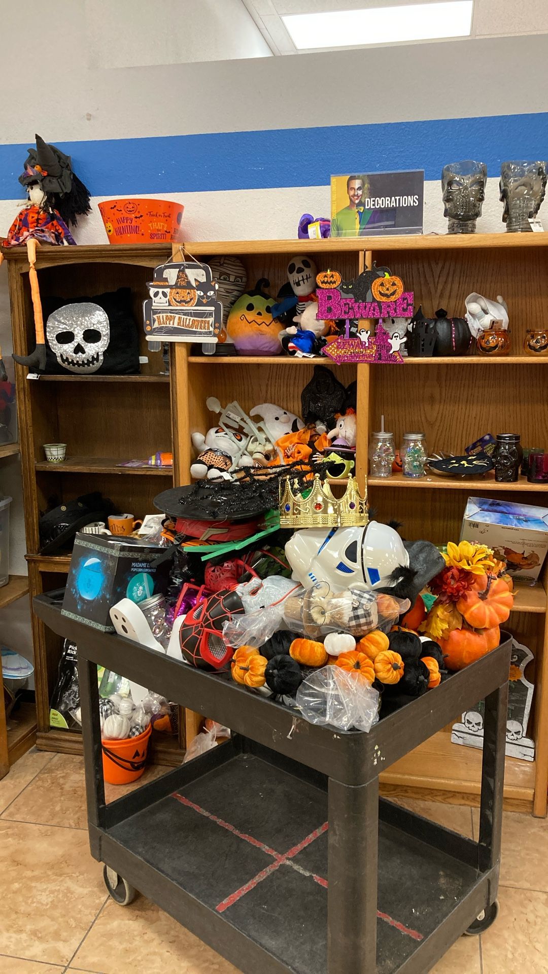 HALLOWEEN MERCHANDISE