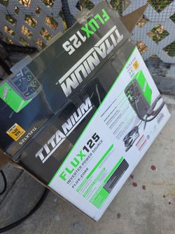 TITANIUM 125 Amp Easy Flux-Core Inverter Welder