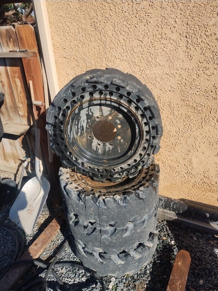 Used Solid Bobcat Tires 