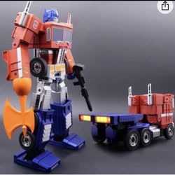 Transformers Optimus Prime Robot