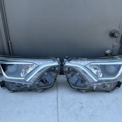 2016-2018 Toyota RAV4 Left & Right Headlights