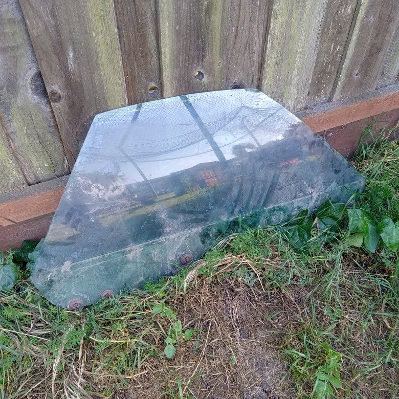El Camino Passenger Door Glass 78-87