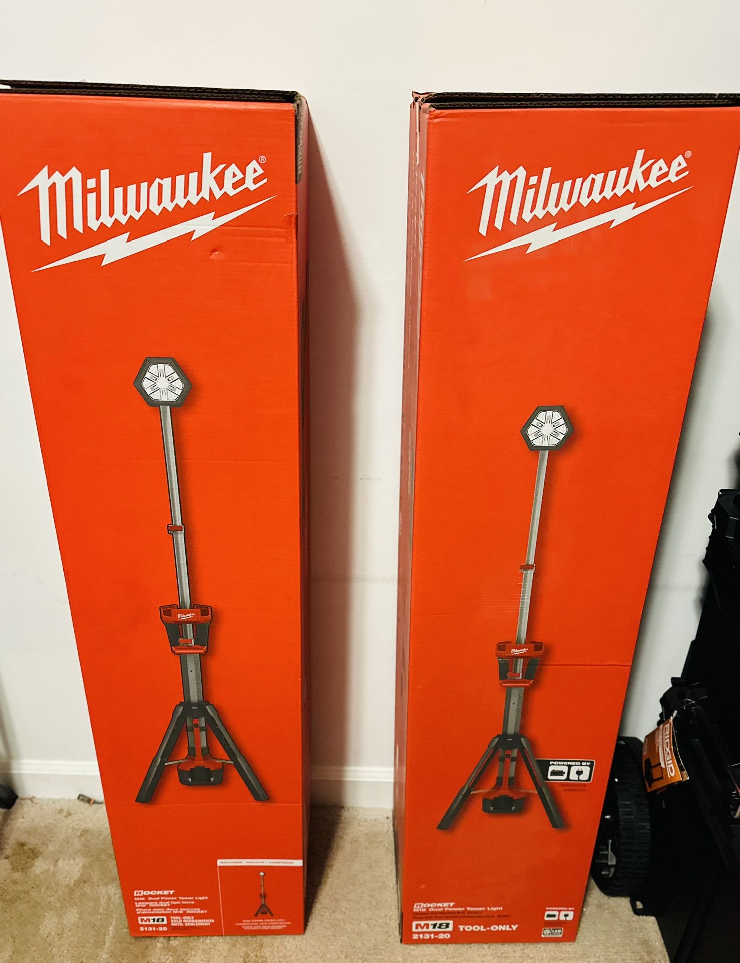 💥MILWAUKEE ROCKET LIGHT💥