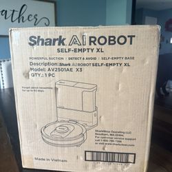 Shark AI Robot Vacuum Model AV2501AE