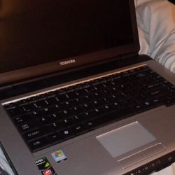 Toshiba Laptop 15" Screen