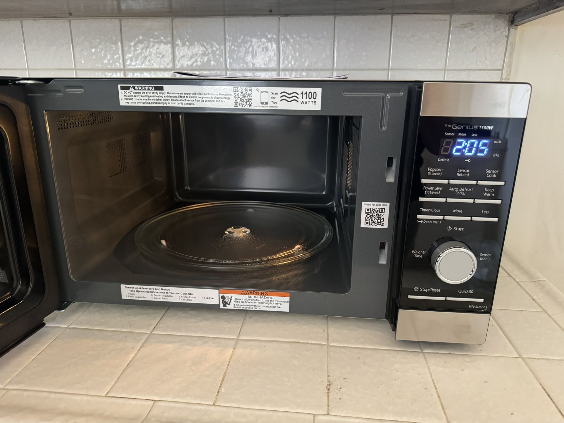 Brand new Panasonic Microwave