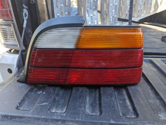 E36 Passenger Amber Taillight