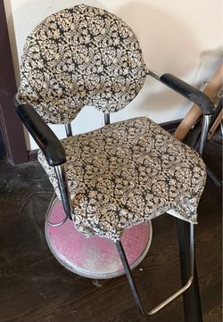 Stylist/Beautician Chair
