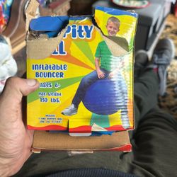 Kids Hippity Hop Bouncer In Box  Beat Up But Ball Good 
