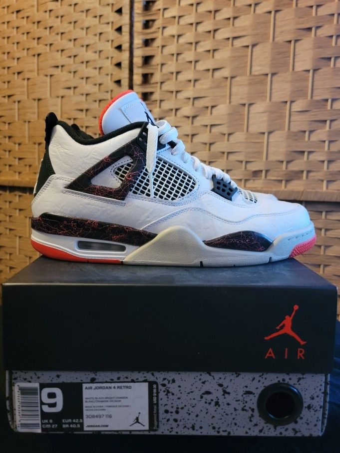 Air Jordan 4 Retro - Size 9 Mens