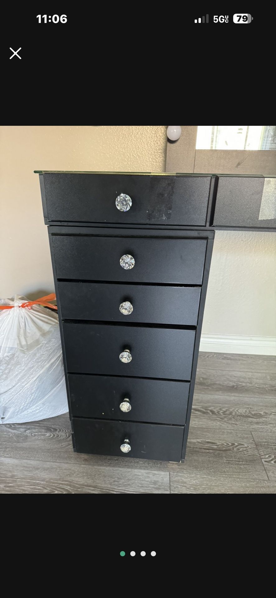 Vanity Dresser