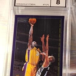 2000-2001 TOPPS CHROME #8 SHAQUILLE O'NEAL UCG 8 NM-MT