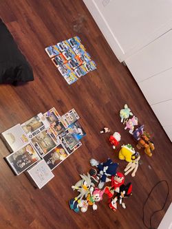 FNAF PLUSHIES-FUNKO POPS AOT-HOT WHEELS