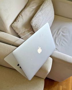 MacBook Air