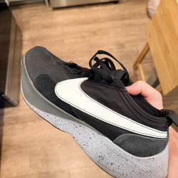 Nike Moon Racer