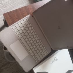 12.9 iPad Pro Keyboard Folio