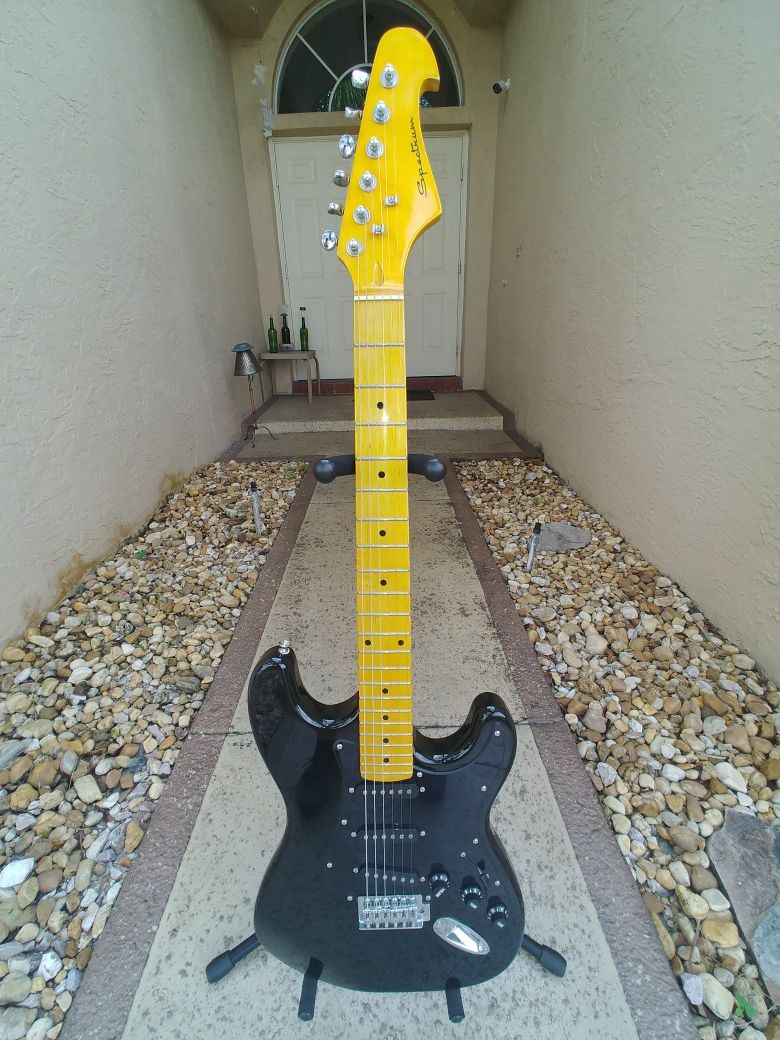 Spectrum Fender Strat Style Electric Guitar