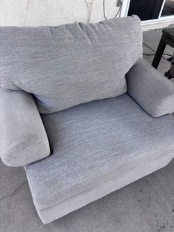 Single couch