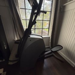Diamondback Elliptical 