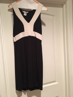 Medium Black White sleeveless dress