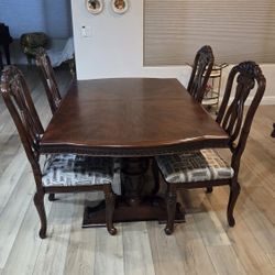 Dining Room Set Wood Table - 6 Chairs & Buffet