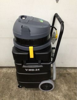 Tennant wet /dry vacuum model V-WD-24P