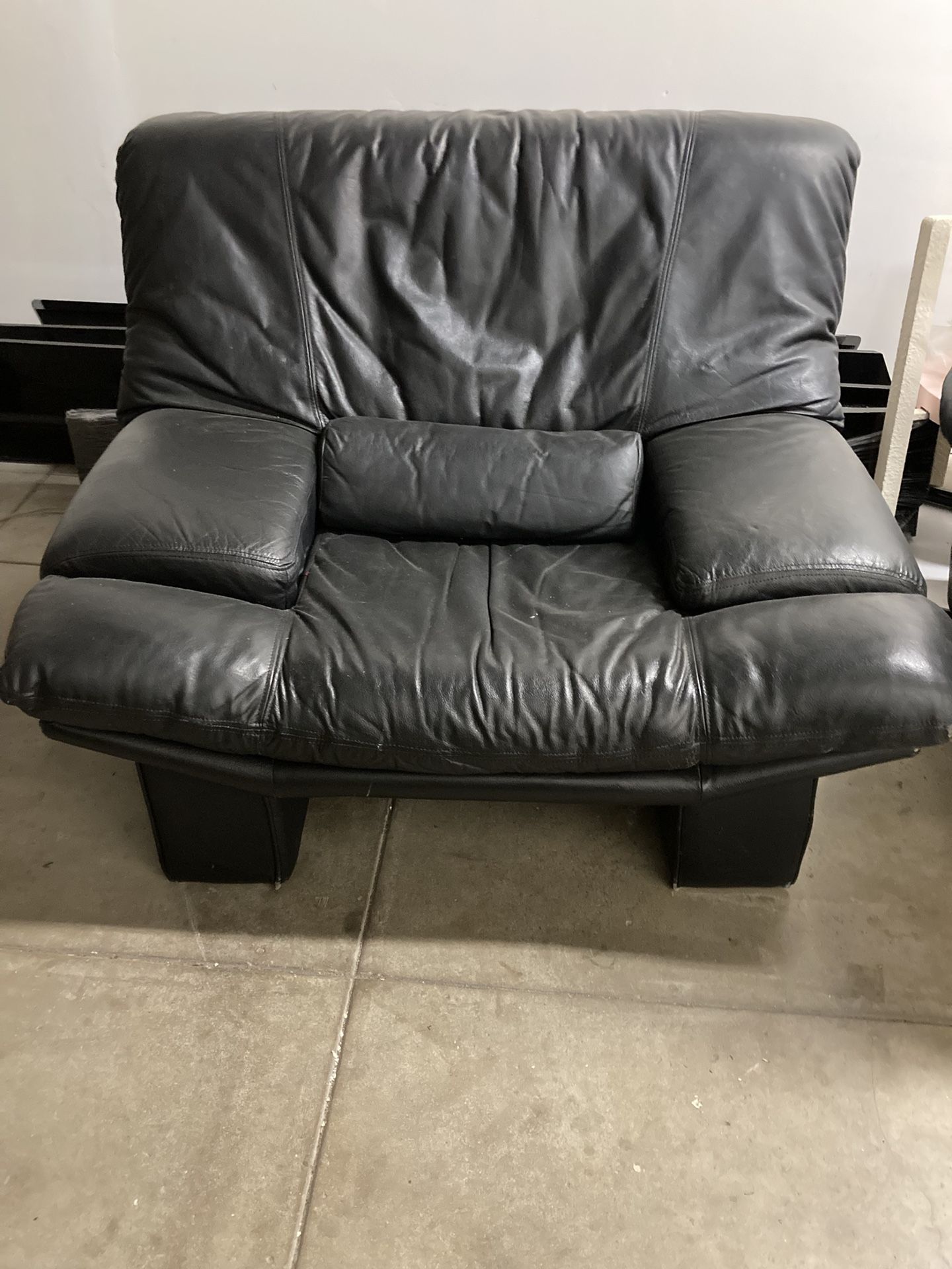 Black Leather Post Modern Chair