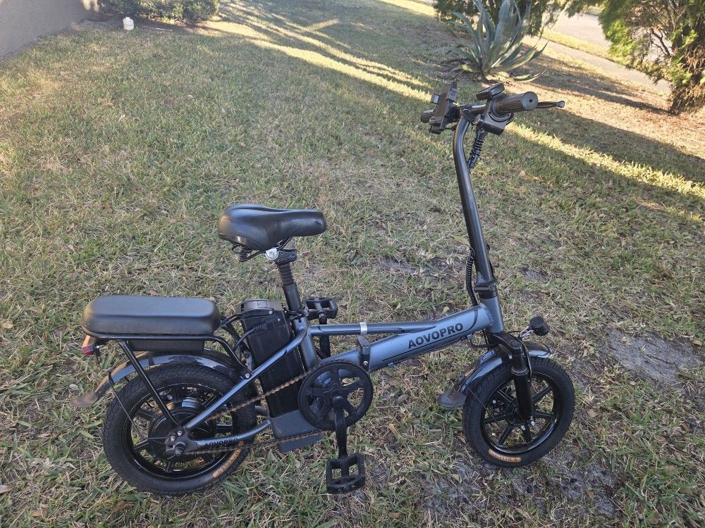 Electric bicycle Aovopro, modelo EB60PRO