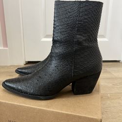 matisse caty black snake boot