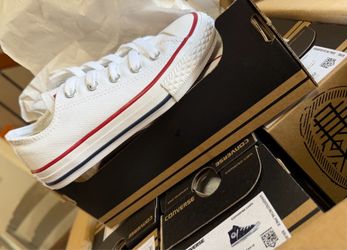 Kids converse