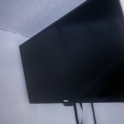Smart Tv With Wall Mount 